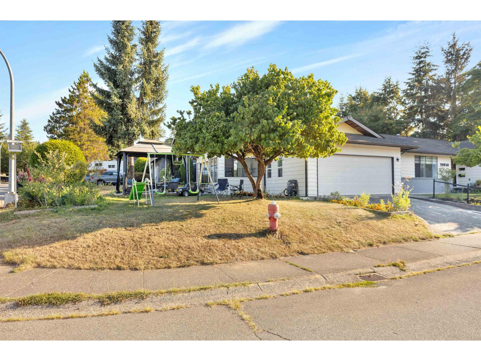 20050 50a Avenue, Langley, British Columbia  V3A 7H9 - Photo 2 - R3156771