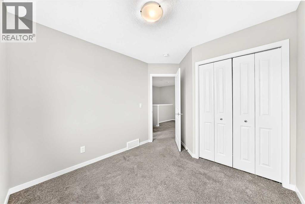 18 Willow Crescent, Okotoks, Alberta  T1S 5S2 - Photo 27 - A2337291