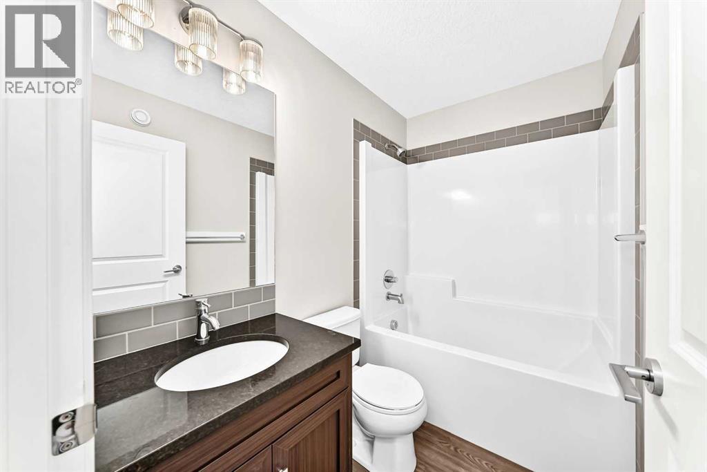 18 Willow Crescent, Okotoks, Alberta  T1S 5S2 - Photo 22 - A2337291