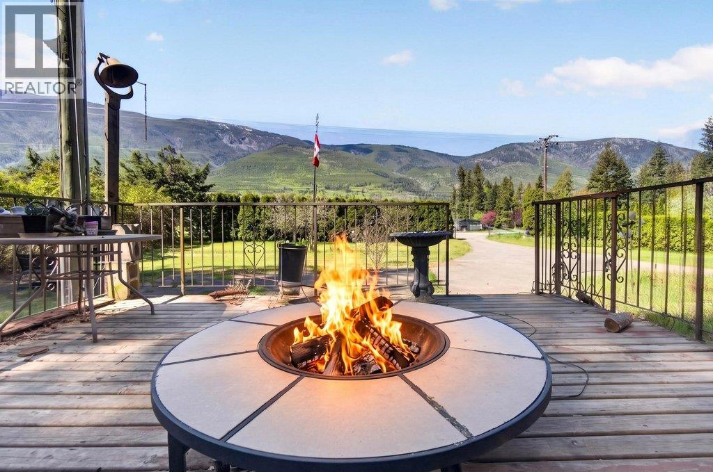 97 Salmon River Road, Salmon Arm, British Columbia  V1E 3E2 - Photo 46 - 10386213