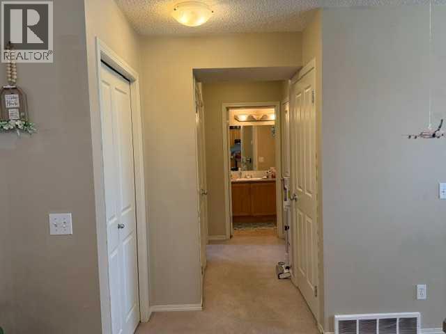 270 Saddlebrook Point Ne, Calgary, Alberta T3J 0G5 - Photo 14 - A2338102