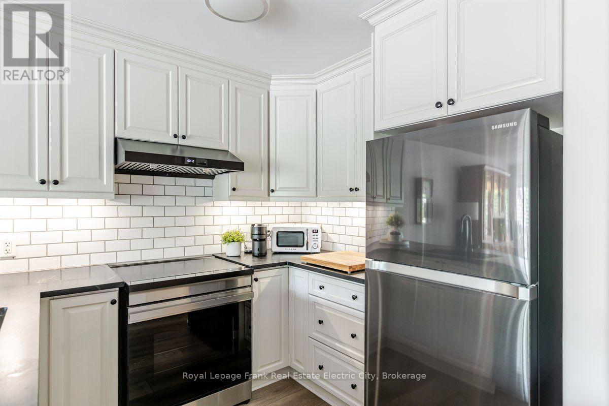 919 Wentworth Street, Peterborough, Ontario  K9J 5Y4 - Photo 17 - X13688208