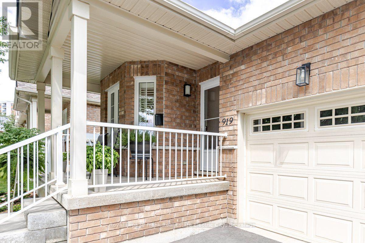 919 Wentworth Street, Peterborough, Ontario  K9J 5Y4 - Photo 2 - X13688208
