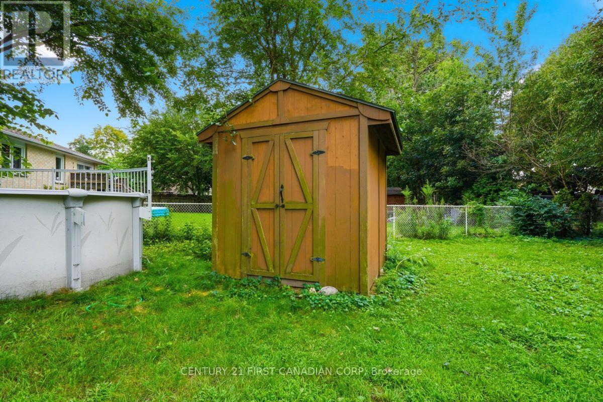 283 Spruce Street, London East, Ontario  N5W 4N2 - Photo 32 - X13688072