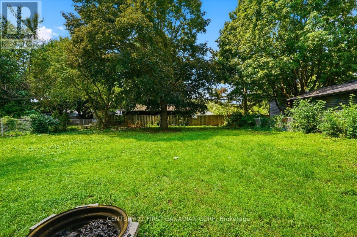 283 Spruce Street, London East, Ontario  N5W 4N2 - Photo 33 - X13688072