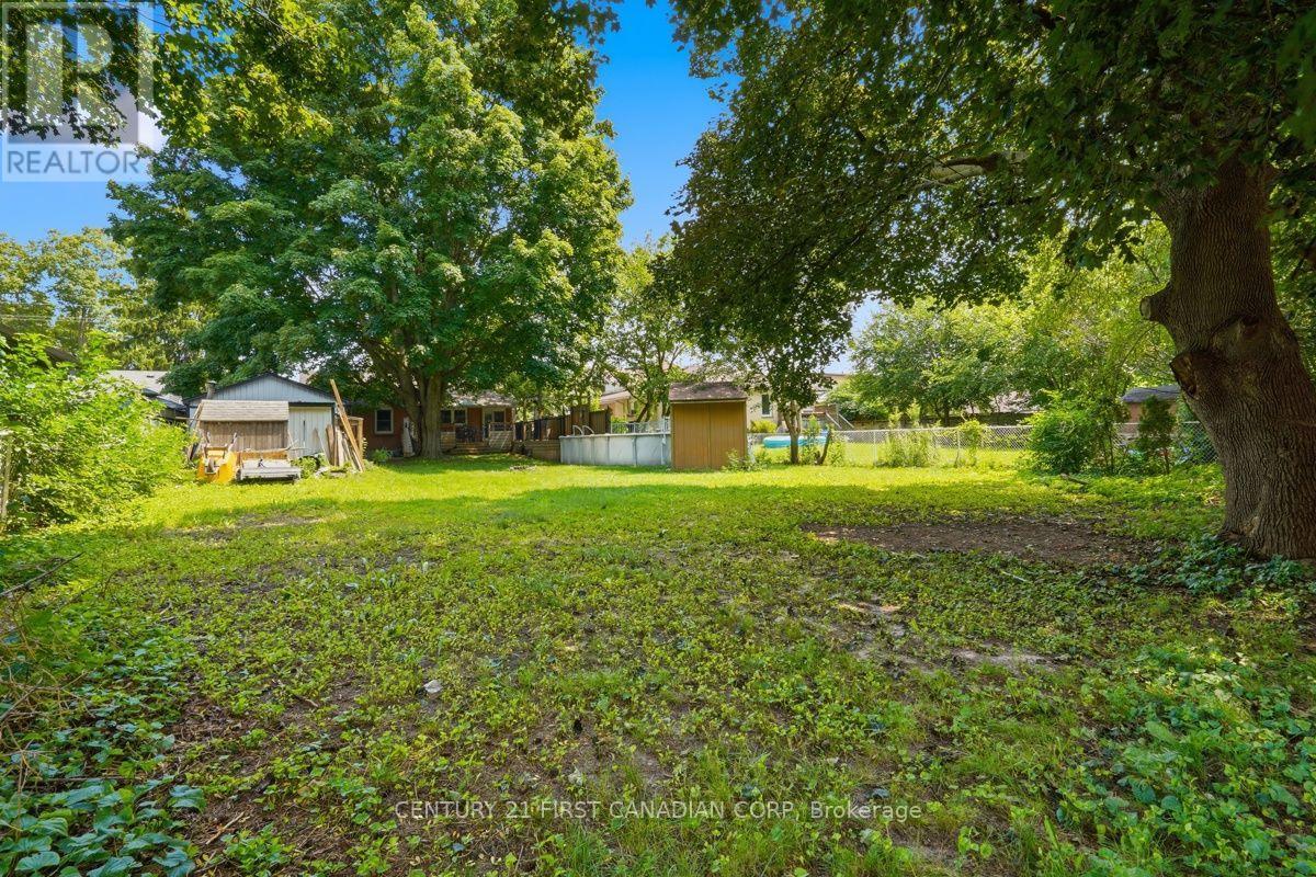 283 Spruce Street, London East, Ontario  N5W 4N2 - Photo 35 - X13688072