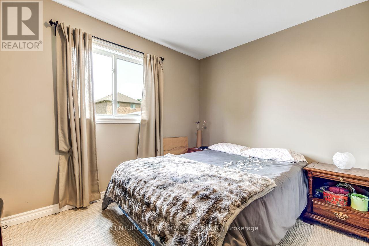 40-42 Locust Street, St. Thomas, Ontario  N5R 2C1 - Photo 15 - X13688240