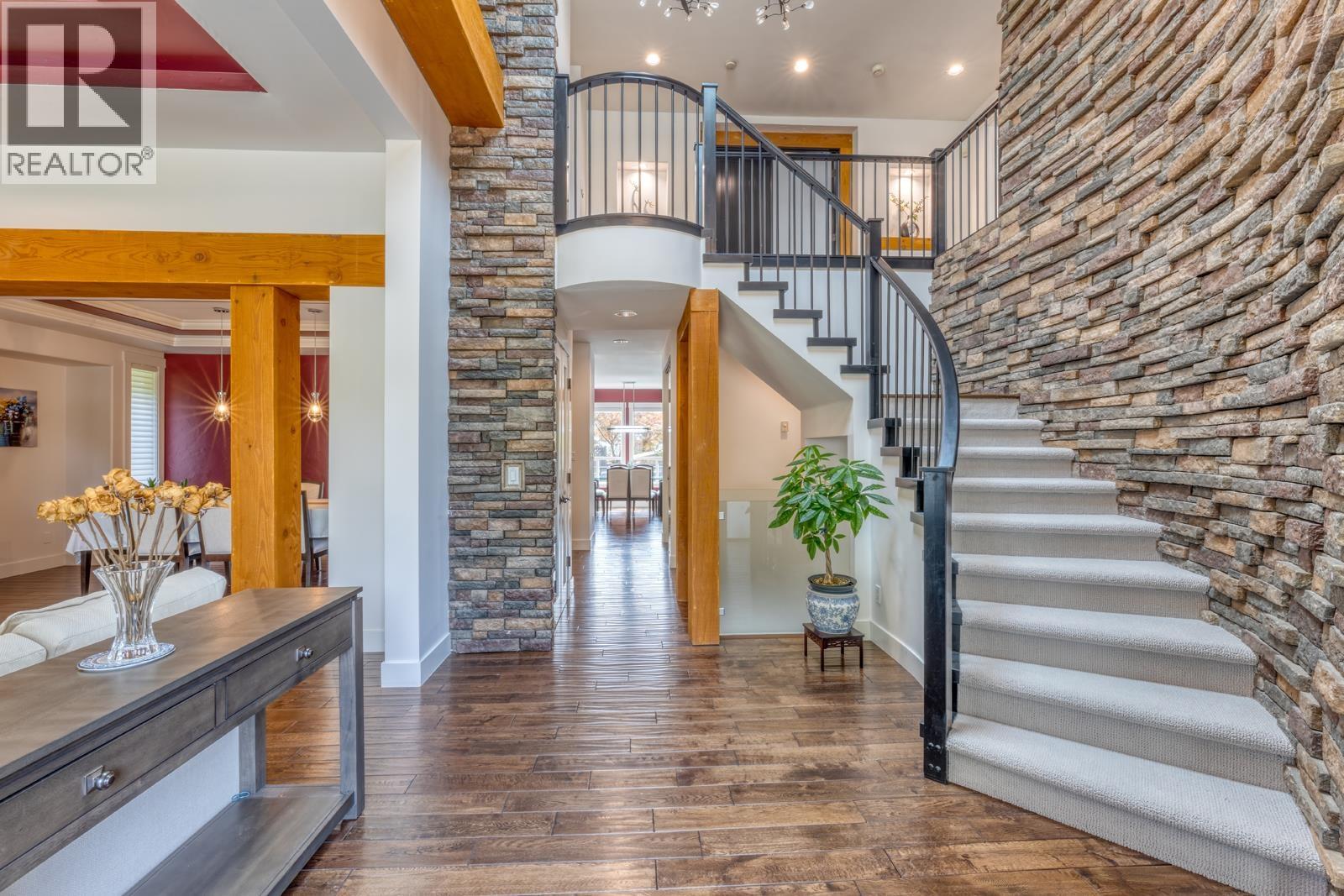 3067 Plateau Boulevard, Coquitlam, British Columbia  V3E 2Y7 - Photo 6 - R3156596