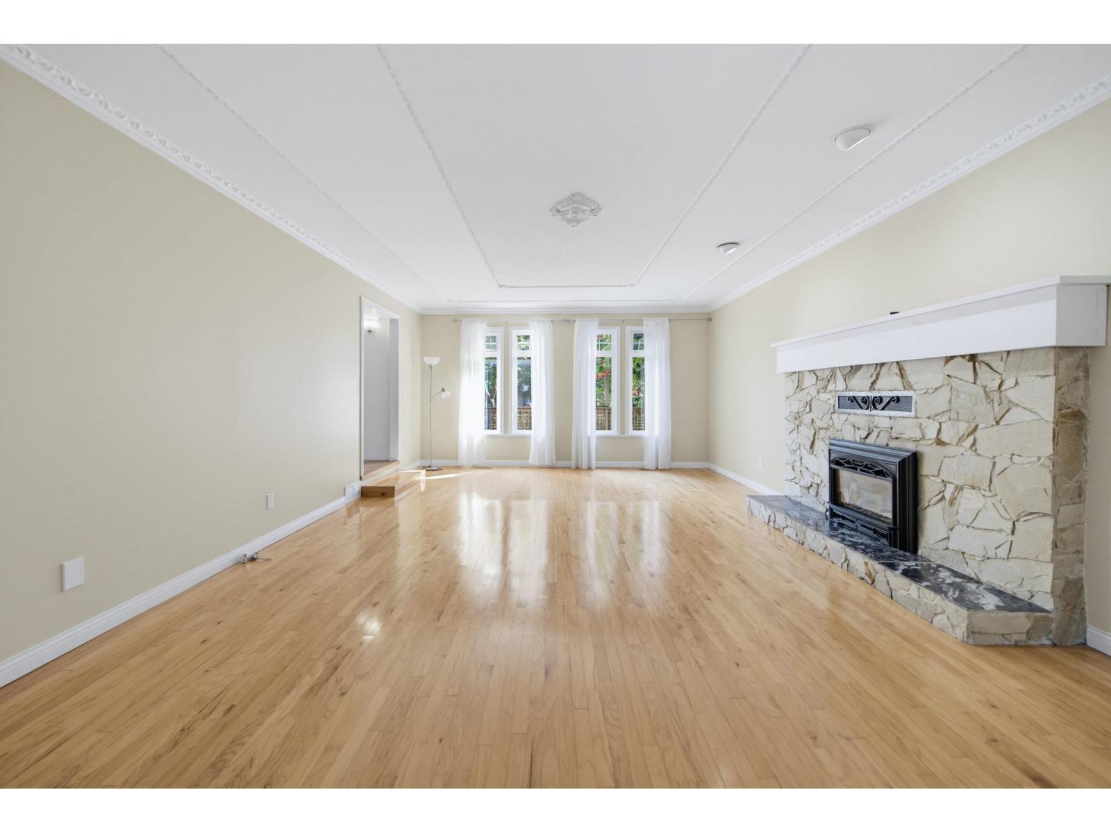 13521 19 Avenue, Surrey, British Columbia  V4A 6B3 - Photo 5 - R3155580