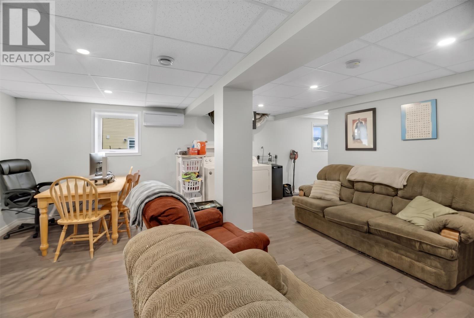 13 Meeker Place, St. John's — photo 16
