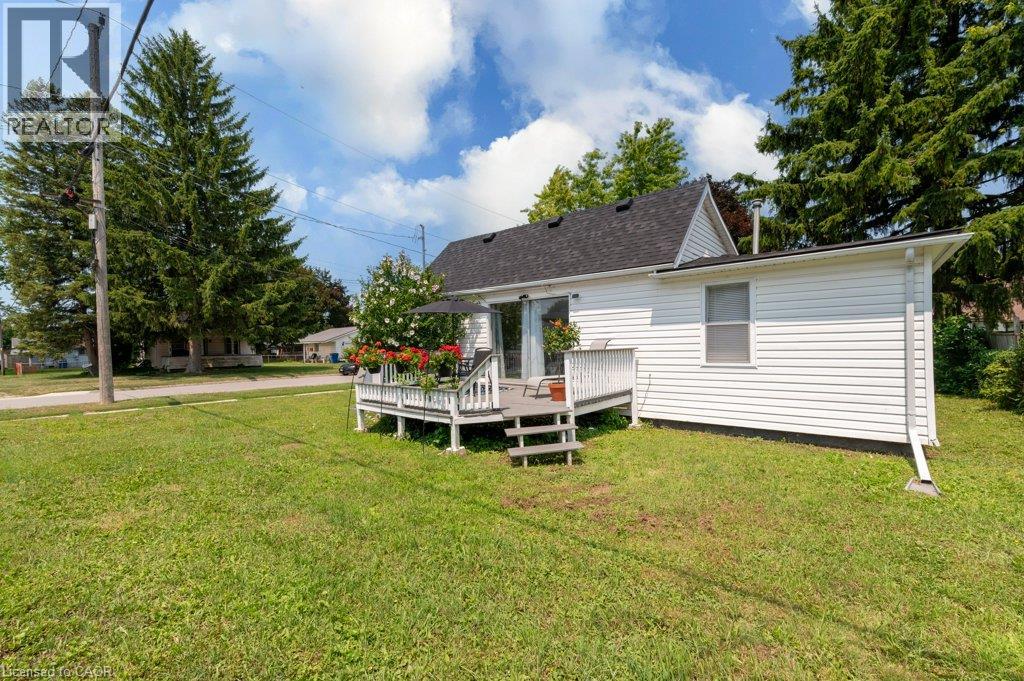 461 Selkirk Street, Wallaceburg, Ontario  N8A 3X9 - Photo 15 - 40848639