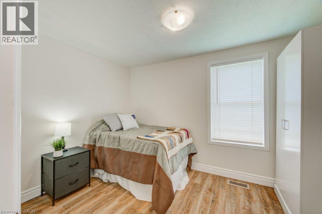 461 Selkirk Street, Wallaceburg, Ontario  N8A 3X9 - Photo 36 - 40848639