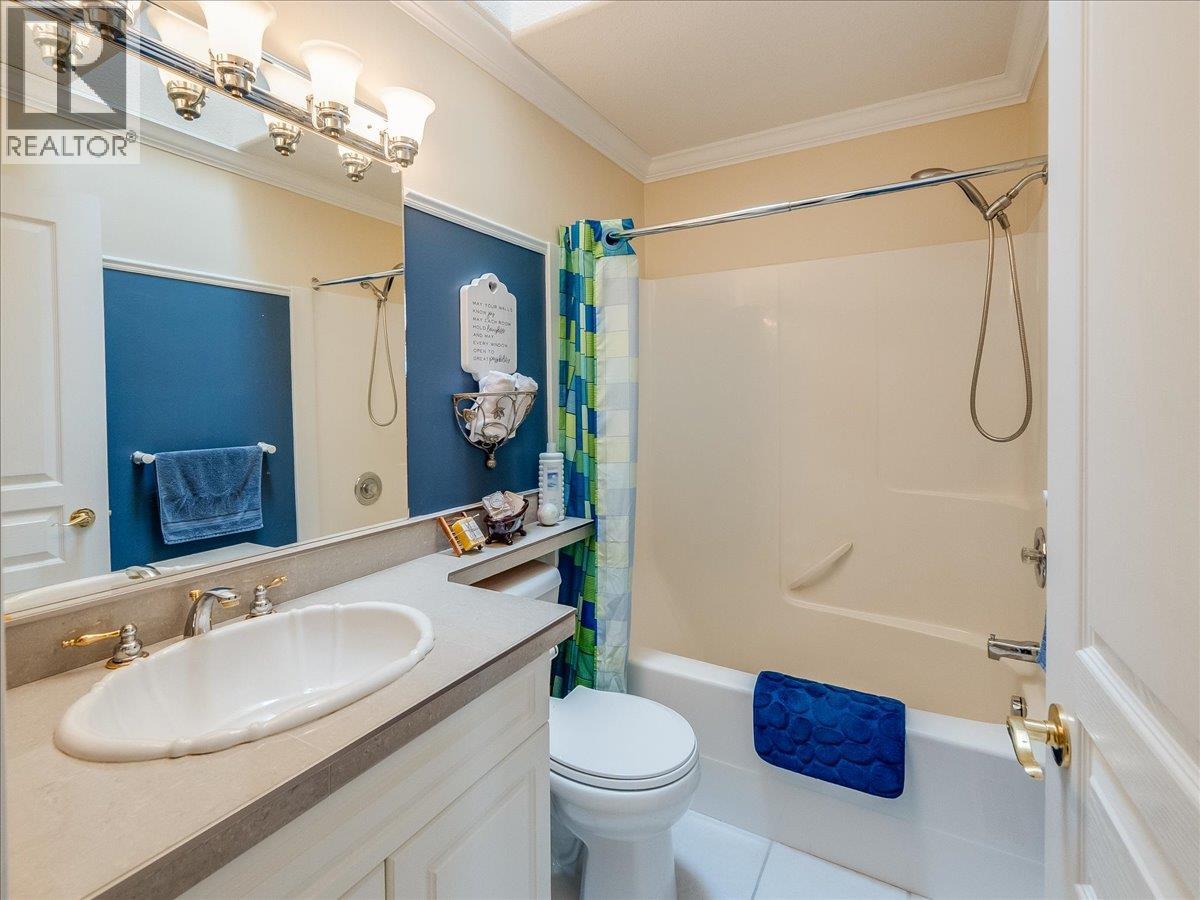 3617 14th Avenue, Castlegar, British Columbia  V1N 4J2 - Photo 35 - 10398027