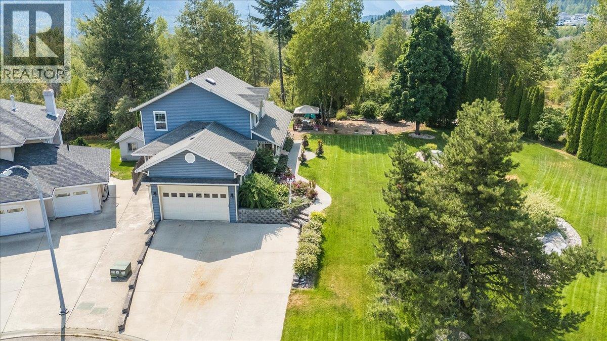 3617 14th Avenue, Castlegar, British Columbia  V1N 4J2 - Photo 49 - 10398027