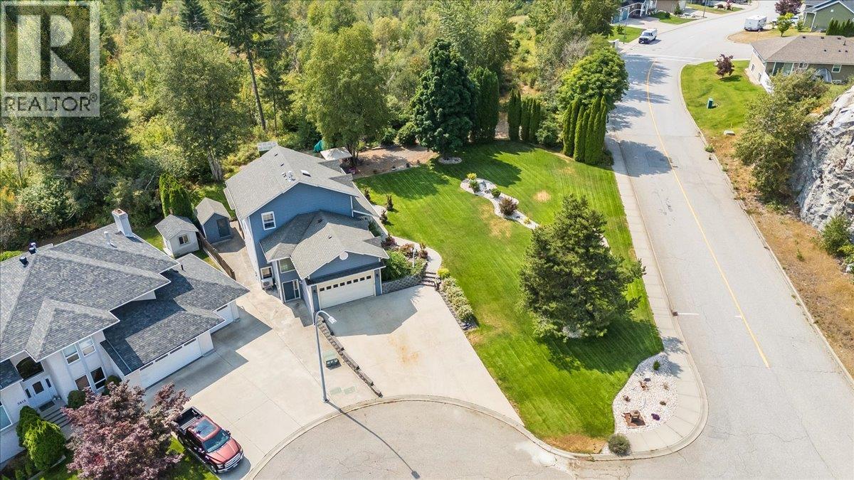 3617 14th Avenue, Castlegar, British Columbia  V1N 4J2 - Photo 64 - 10398027