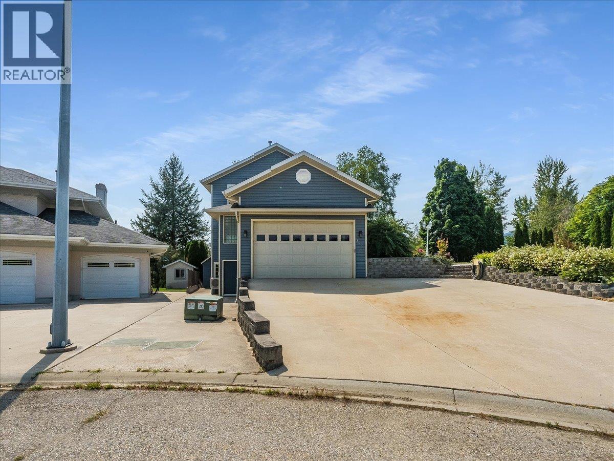 3617 14th Avenue, Castlegar, British Columbia  V1N 4J2 - Photo 65 - 10398027