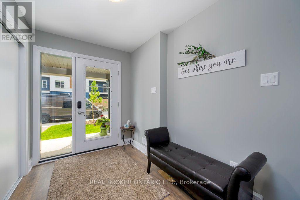 919 Dignity Place, Ottawa, Ontario  K4A 5R5 - Photo 3 - X13688188