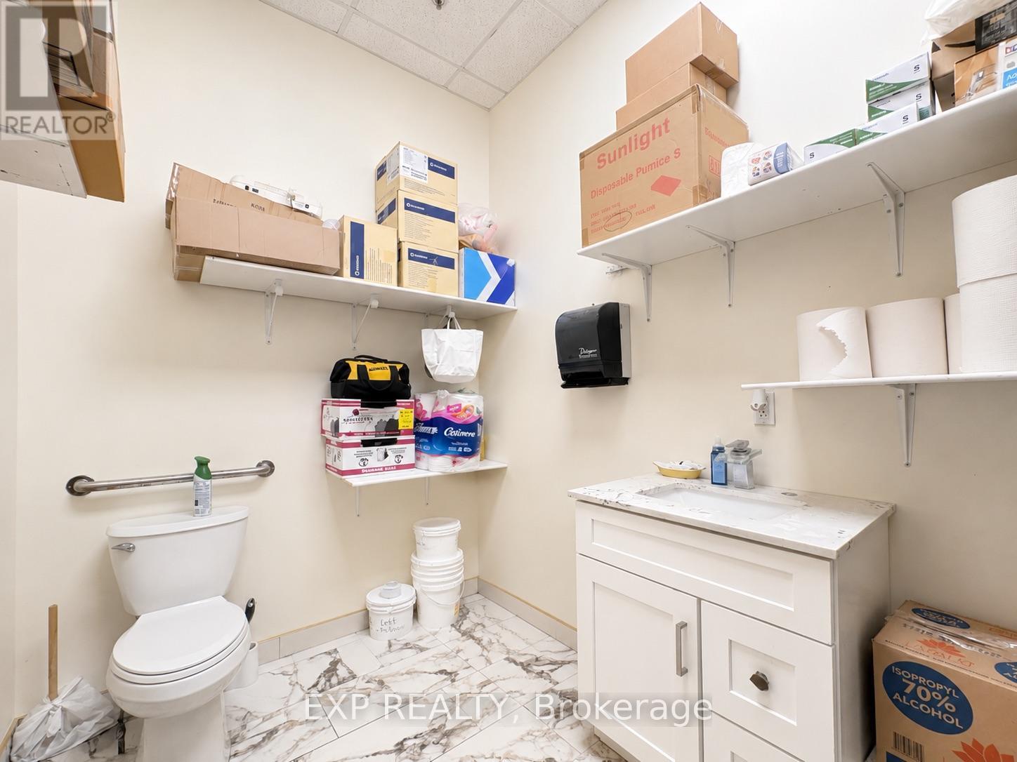 #310 - 343,310 Glendale Avenue, St. Catharines, Ontario  L2T 1K1 - Photo 14 - X13688022