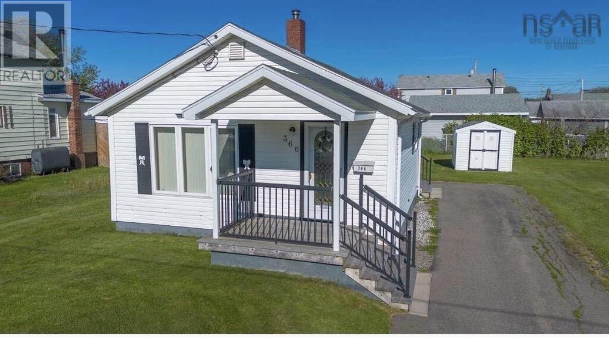 366 12th Street, New Waterford, Nova Scotia  B1H 4A3 - Photo 1 - 202617473
