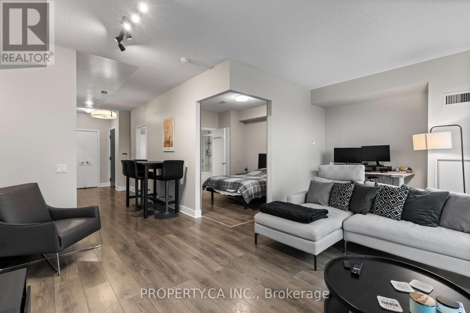 1204 - 116 George Street, Toronto, Ontario  M5A 3S2 - Photo 5 - C13688052