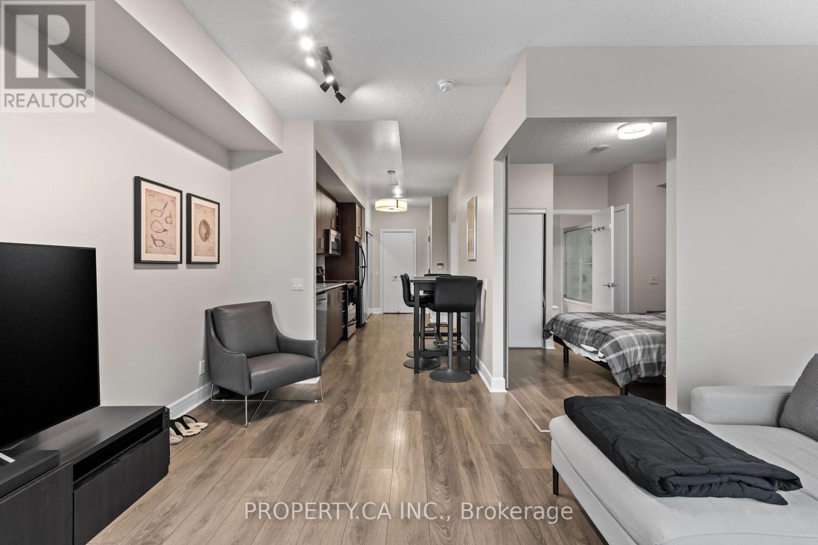 1204 - 116 George Street, Toronto, Ontario  M5A 3S2 - Photo 6 - C13688052