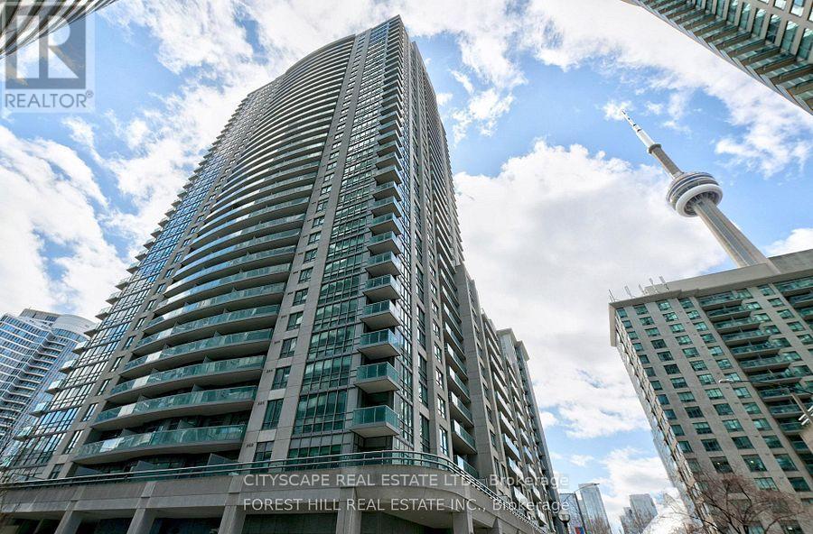 2915 - 19 Grand Trunk, Toronto, Ontario  M5J 3A3 - Photo 1 - C13688150