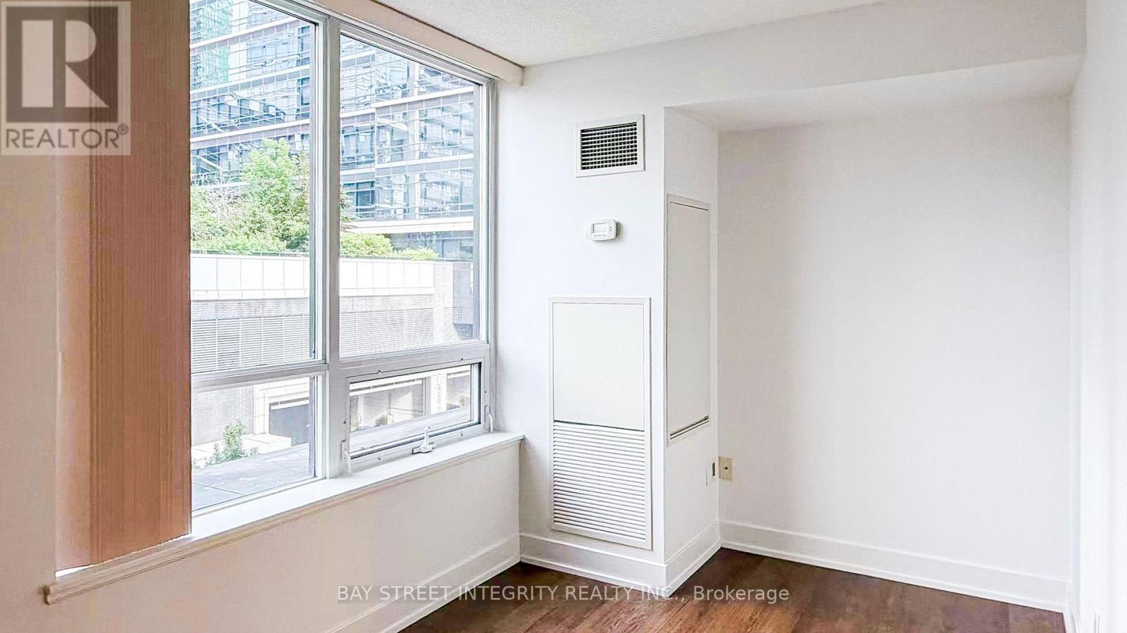 402 - 23 Sheppard Avenue E, Toronto, Ontario  M2N 0C8 - Photo 10 - C13688214