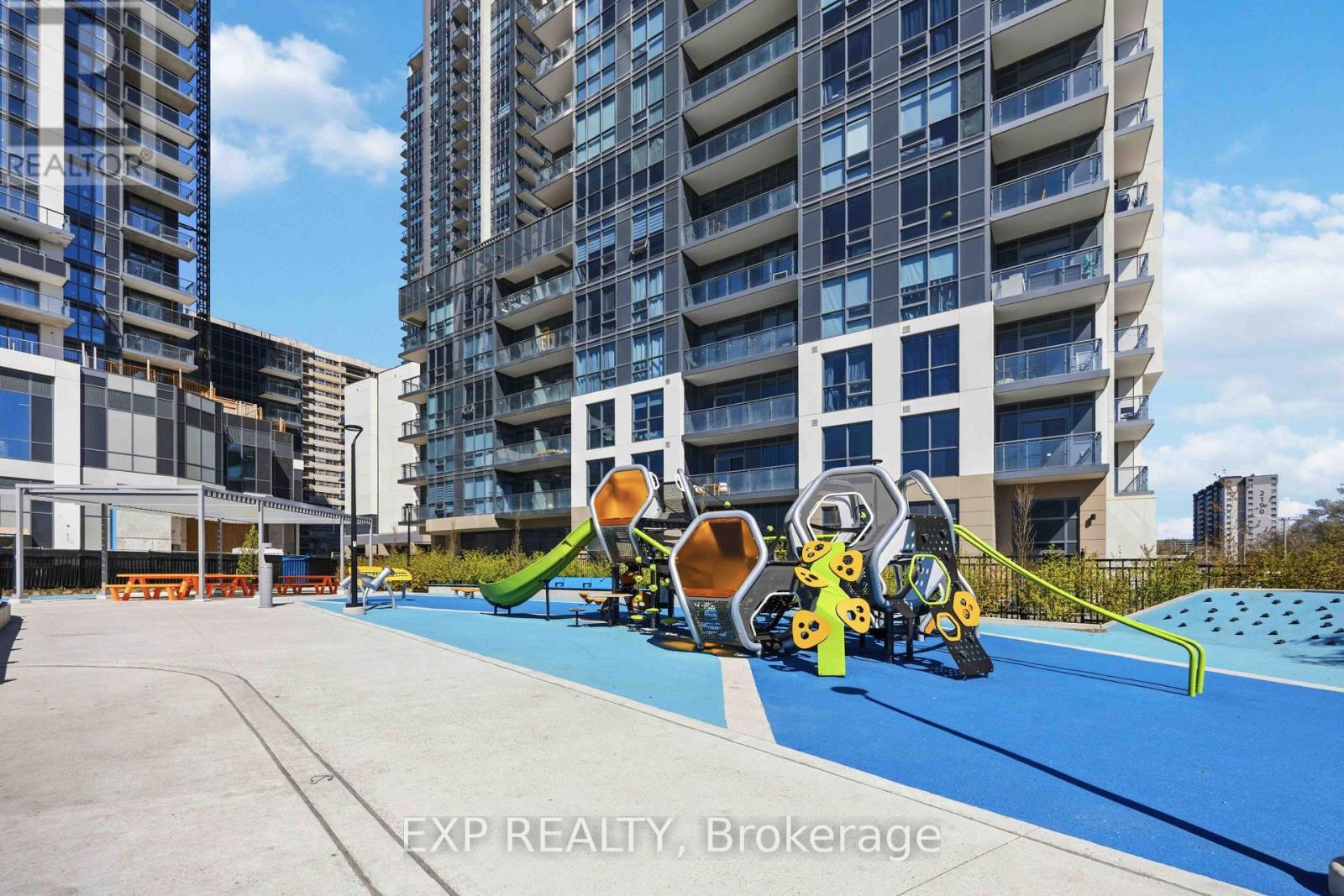 2410 - 20 Meadowglen Place, Toronto, Ontario  M1G 0A9 - Photo 19 - E13688050