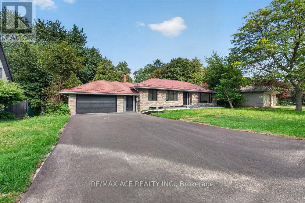 11 Faircroft Boulevard, Toronto, Ontario  M1N 2W9 - Photo 2 - E13688118