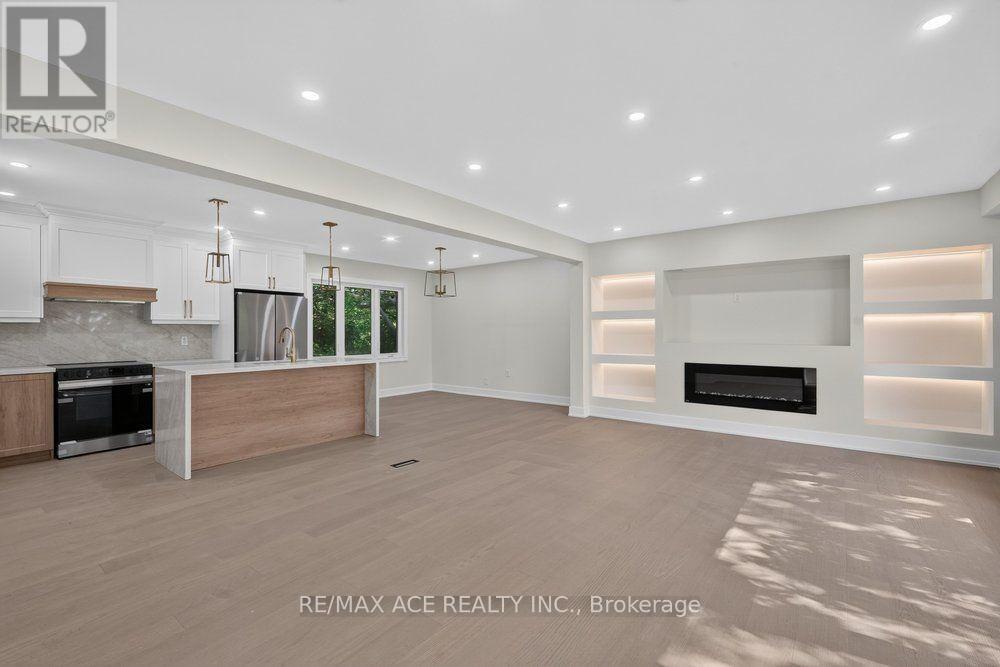 11 Faircroft Boulevard, Toronto, Ontario  M1N 2W9 - Photo 4 - E13688118