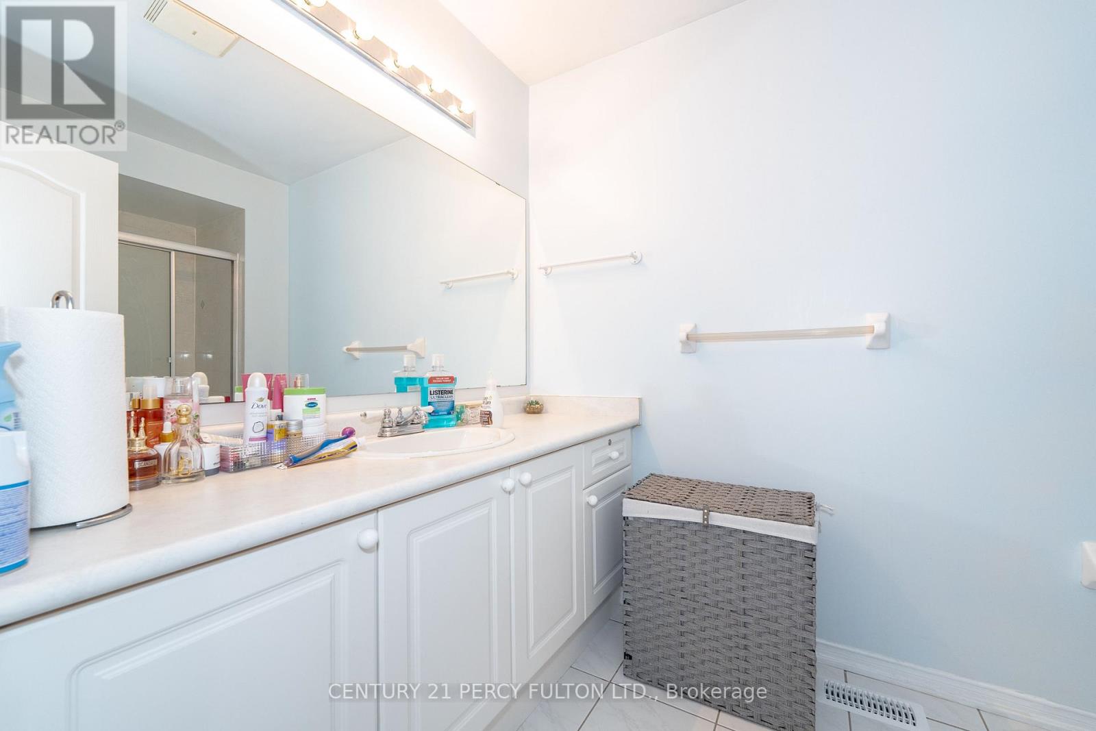 71 Armitage Crescent, Ajax, Ontario  L1T 4K9 - Photo 25 - E13688148