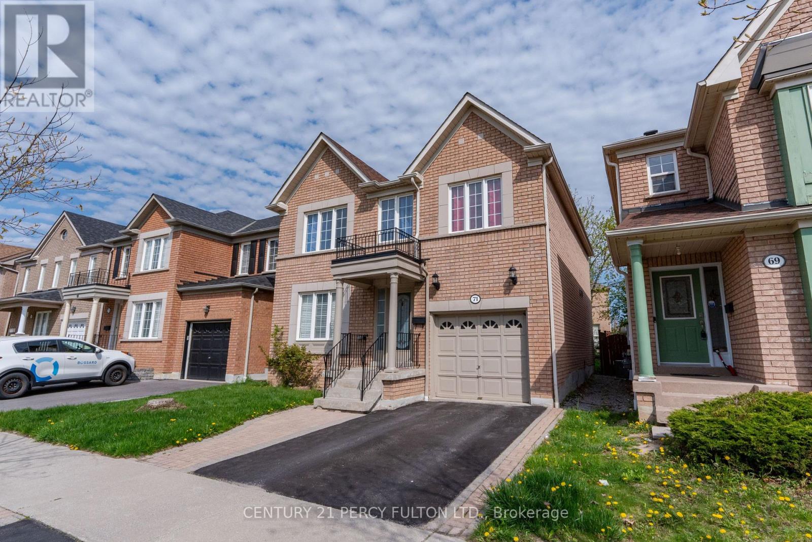 71 Armitage Crescent, Ajax, Ontario  L1T 4K9 - Photo 3 - E13688148