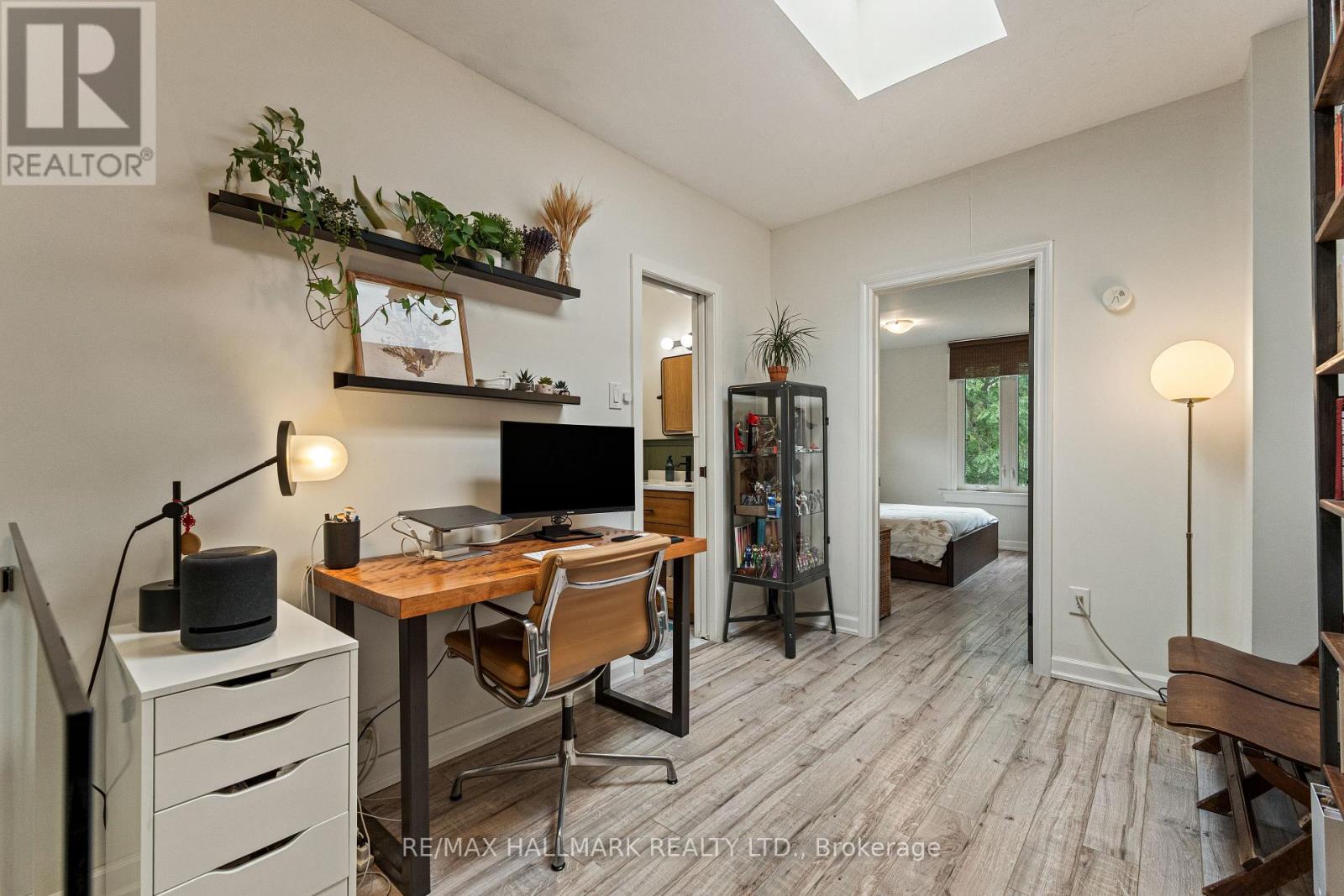 324 Kenilworth Avenue, Toronto, Ontario  M4L 3S8 - Photo 20 - E13688170