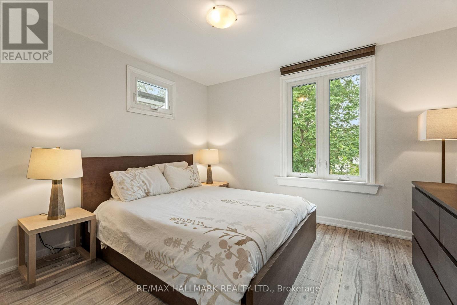 324 Kenilworth Avenue, Toronto, Ontario  M4L 3S8 - Photo 22 - E13688170
