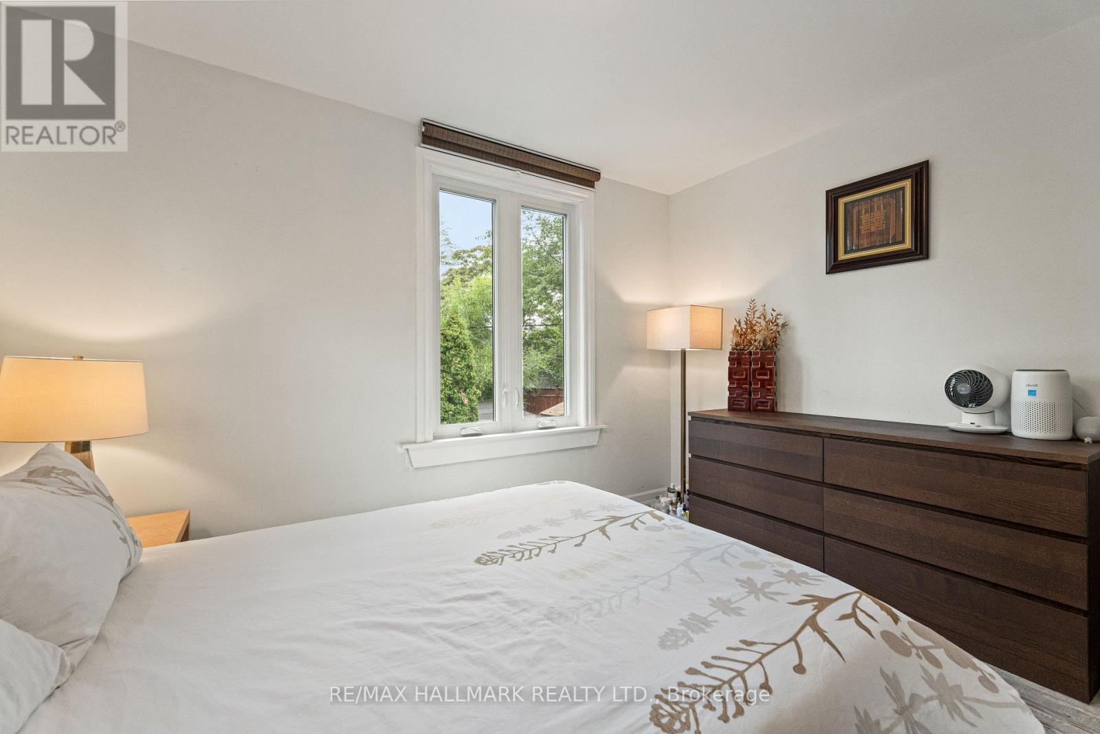 324 Kenilworth Avenue, Toronto, Ontario  M4L 3S8 - Photo 24 - E13688170