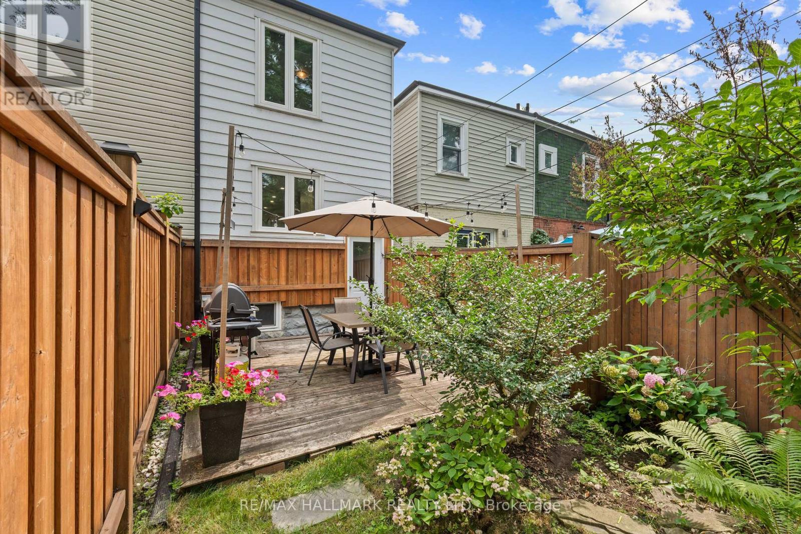 324 Kenilworth Avenue, Toronto, Ontario  M4L 3S8 - Photo 41 - E13688170