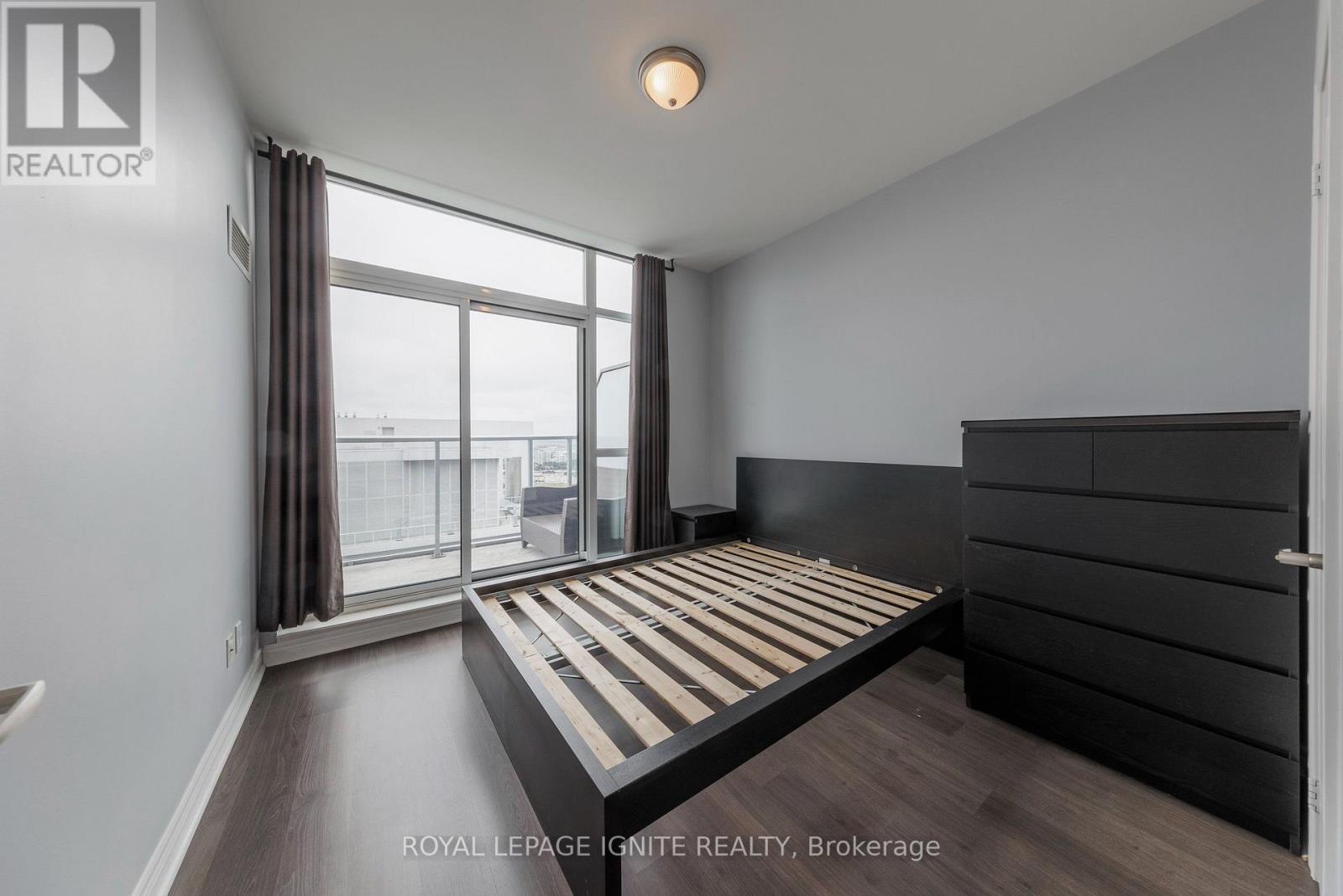 Ph04 - 50 Town Centre Court, Toronto, Ontario  M1P 0A9 - Photo 14 - E13688180