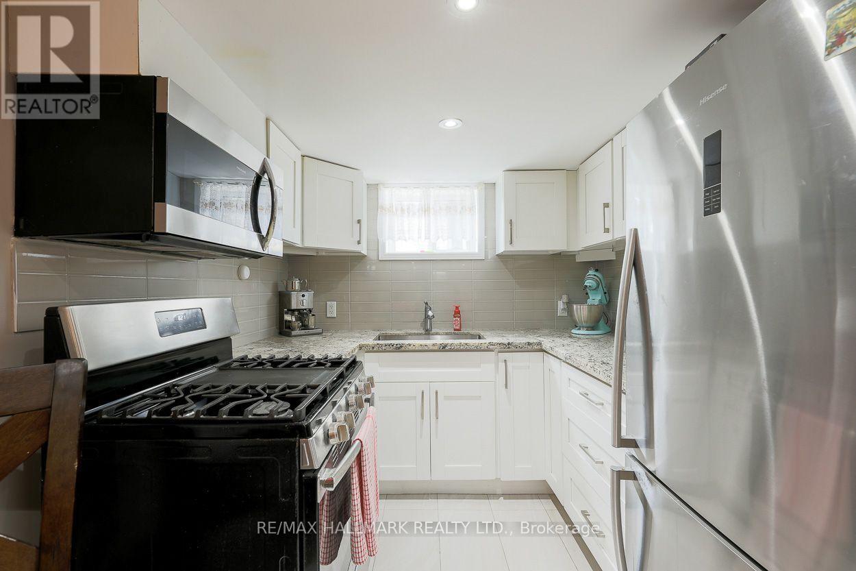 110 Lakeside Avenue, Toronto, Ontario  M1N 3C1 - Photo 20 - E13688182