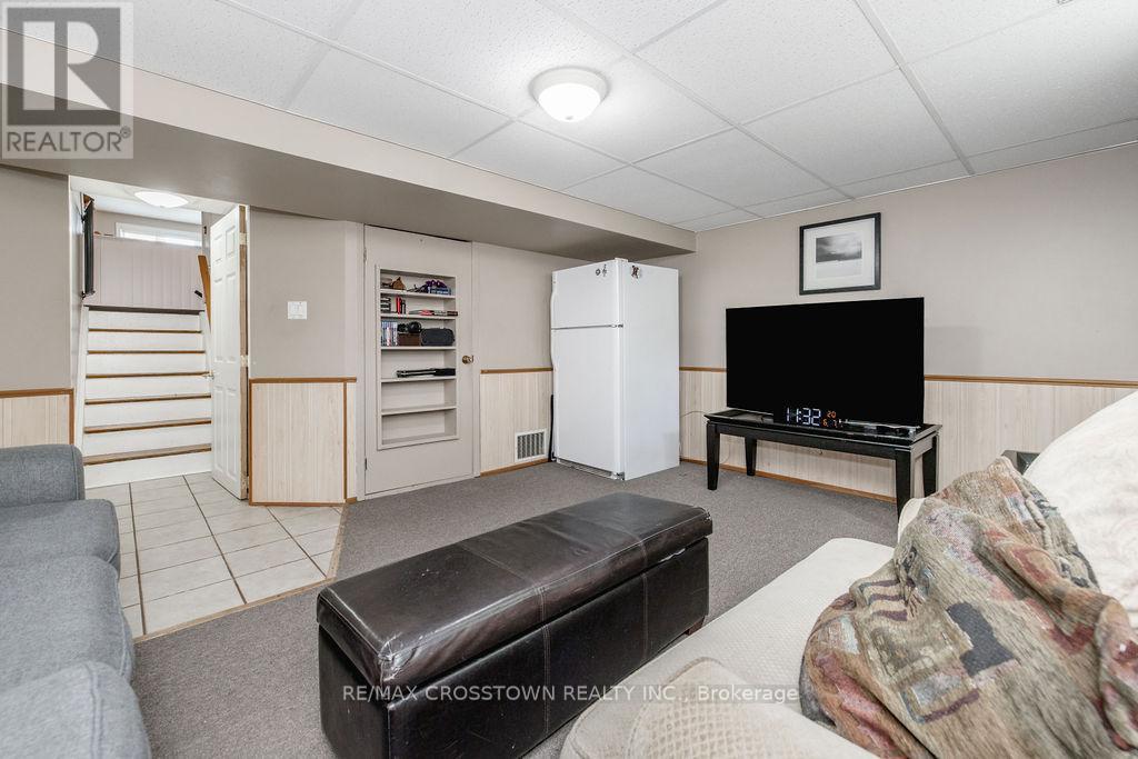 865 Krosno Boulevard, Pickering, Ontario  L1W 1H2 - Photo 28 - E13688242