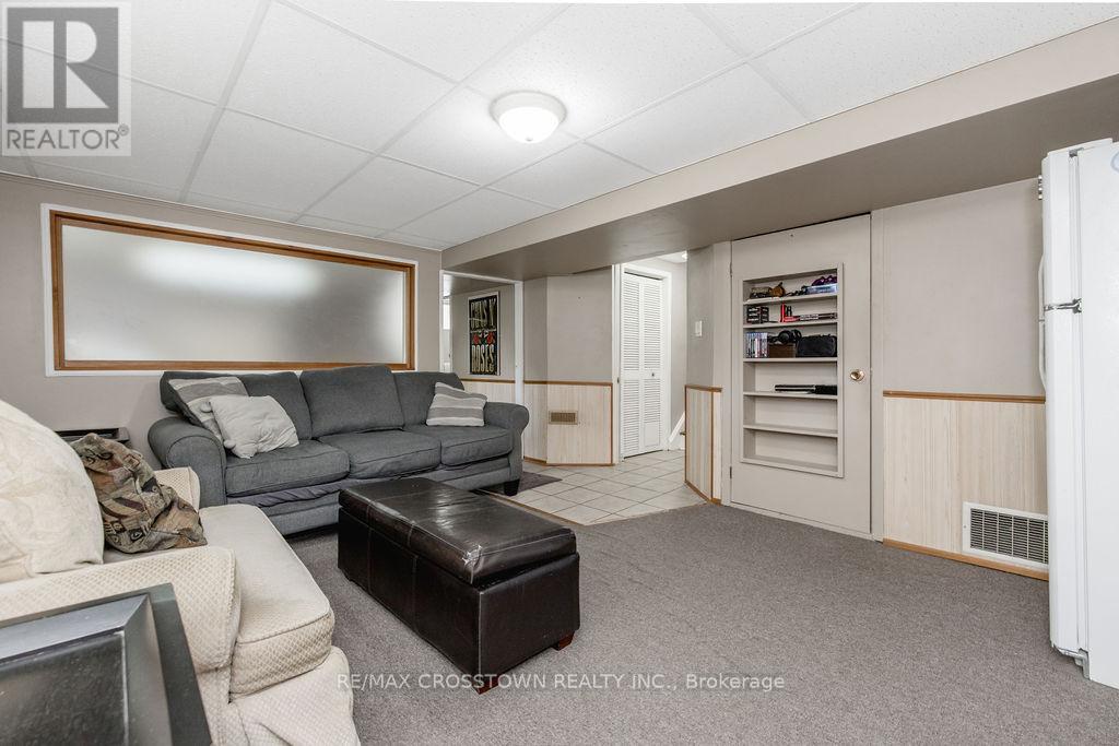 865 Krosno Boulevard, Pickering, Ontario  L1W 1H2 - Photo 29 - E13688242