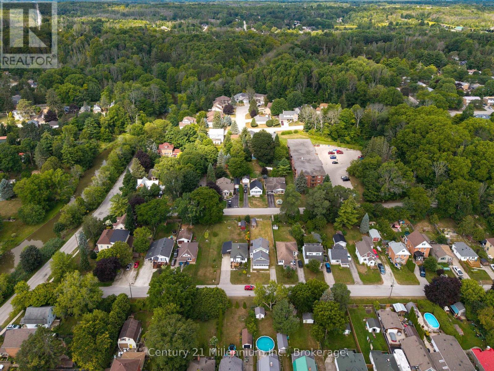 1536 5th Avenue W, Owen Sound, Ontario  N4K 5B5 - Photo 2 - X13688082