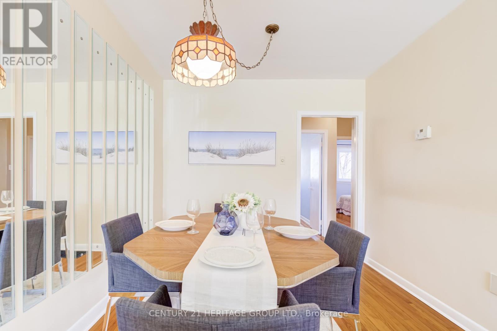 245 Browndale Crescent, Richmond Hill, Ontario  L4C 3H9 - Photo 8 - N13688032
