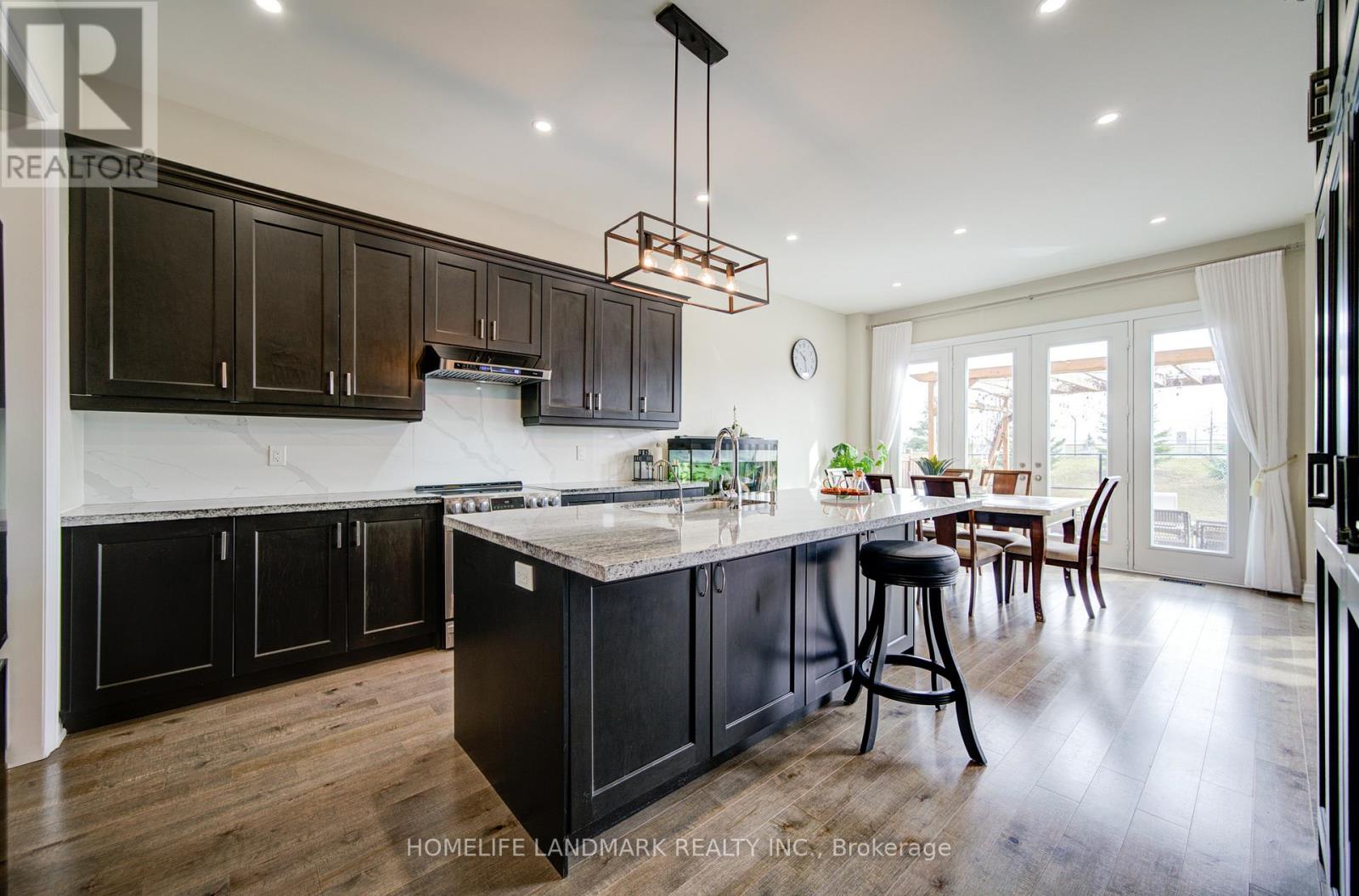 43 Mike Boshevski Court, Aurora, Ontario  L4G 3G7 - Photo 15 - N13688038
