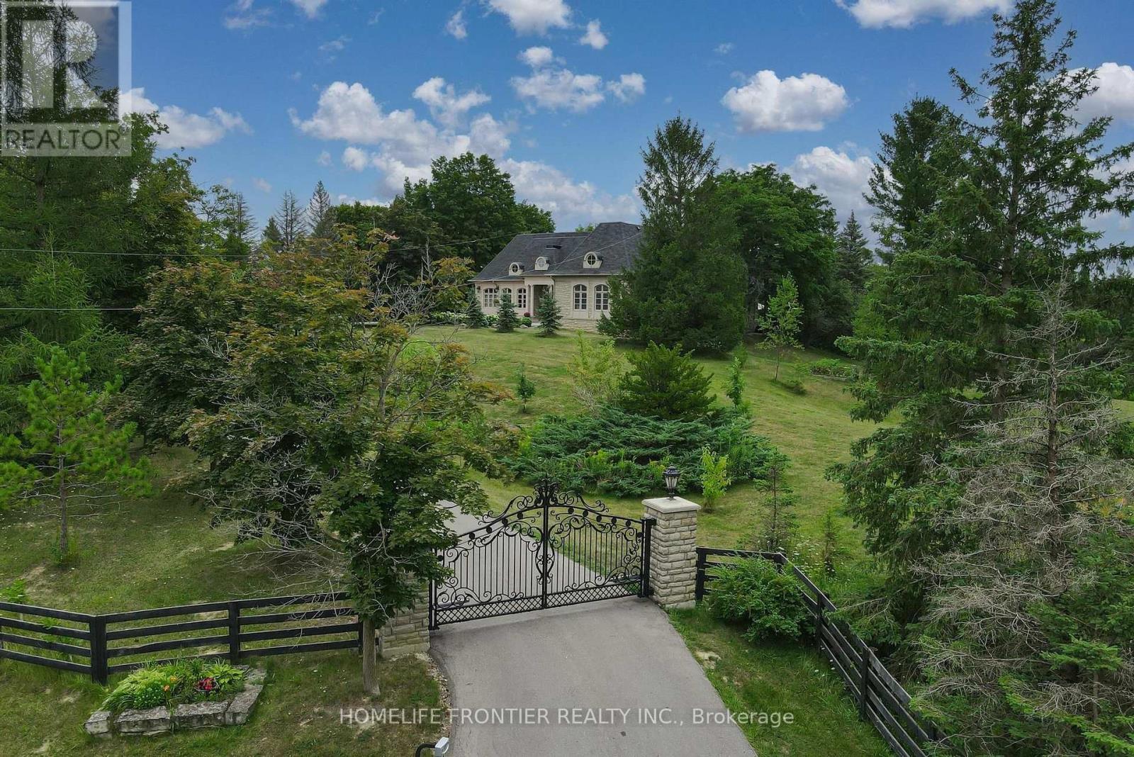 7645 16th Side Road, King, Ontario  L7E 5R7 - Photo 4 - N13688130