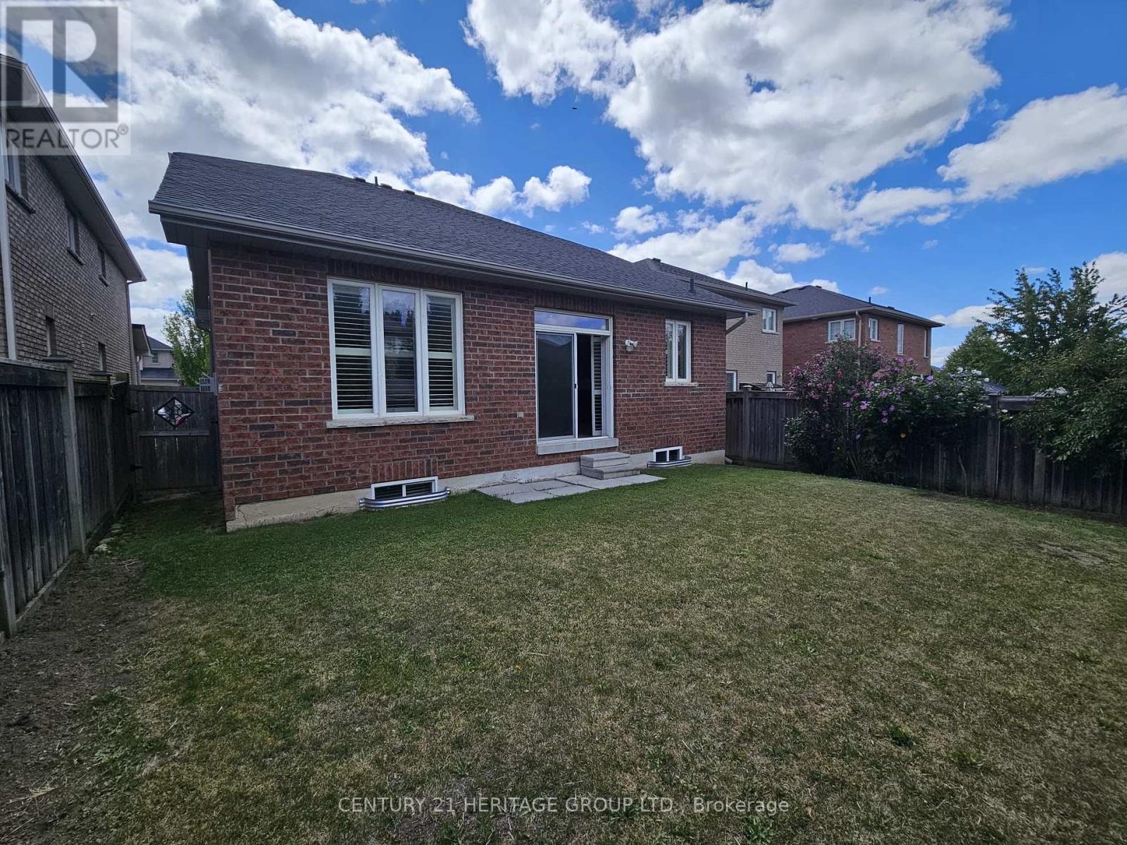 10 Orville Hand Court, Bradford West Gwillimbury (Bradford), Ontario  L3Z 3H9 - Photo 20 - N13688224
