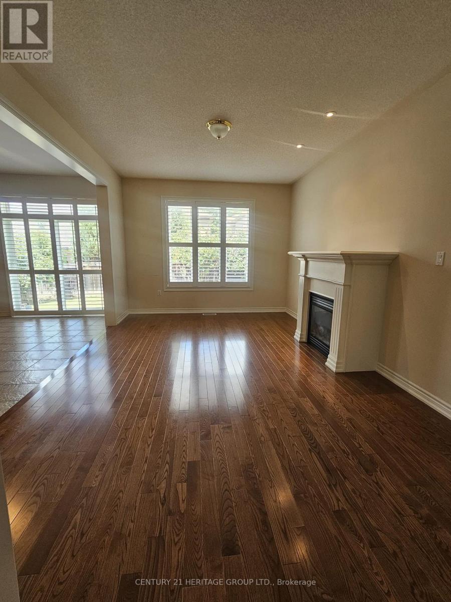 10 Orville Hand Court, Bradford West Gwillimbury (Bradford), Ontario  L3Z 3H9 - Photo 6 - N13688224