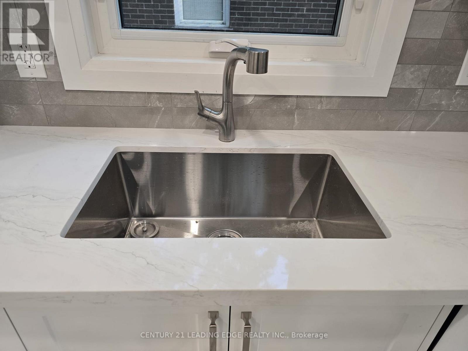 1 - 485 Howard Street, Oshawa, Ontario  L1H 4Y8 - Photo 15 - E13687992