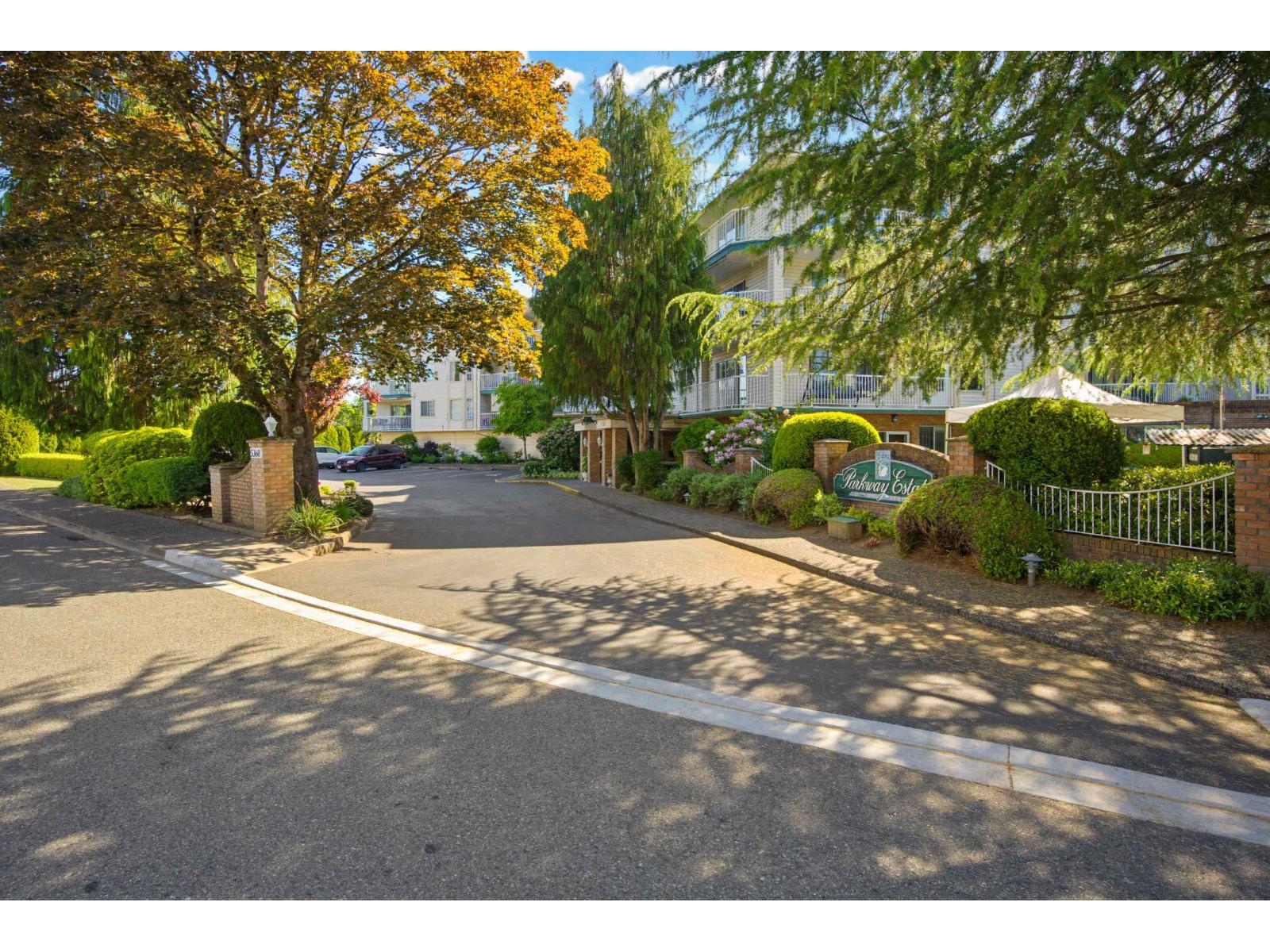 205 5360 205 Street, Langley, British Columbia  V3A 7Y6 - Photo 3 - R3130652
