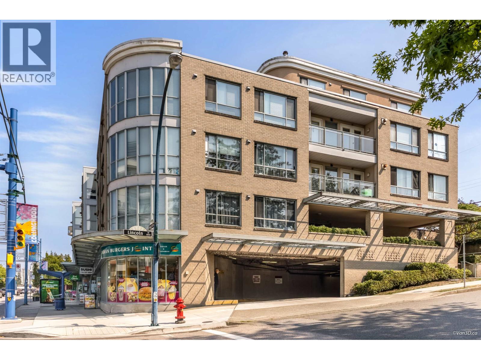209 5818 Lincoln Street, Vancouver, British Columbia  V5R 4P7 - Photo 2 - R3156755