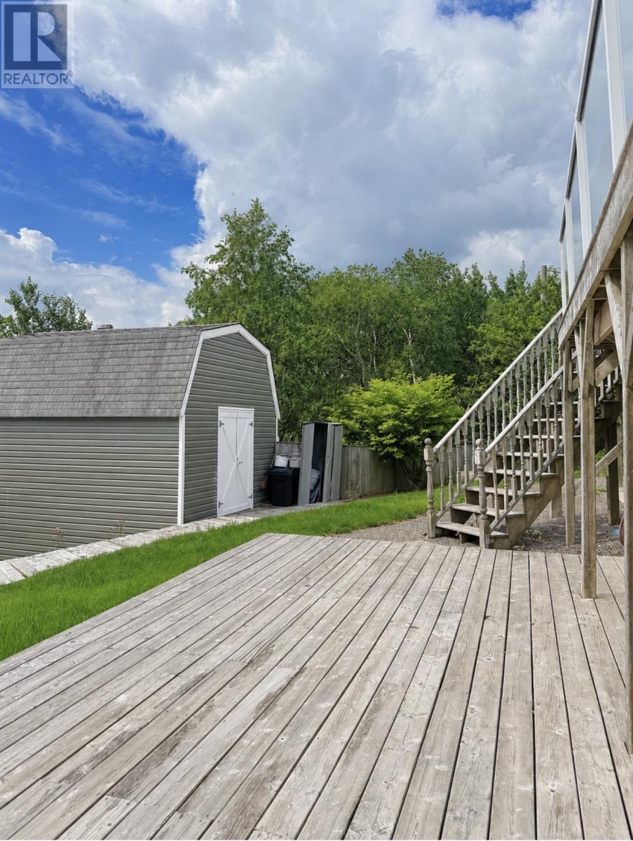 16 Jean D'arc Place, Clarenville — photo 38